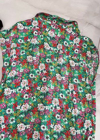 Koton Çiçek Desenli Uzun V Yaka Kadın Gömlek - Görsel 5