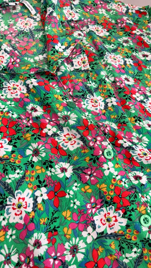 Koton Çiçek Desenli Uzun V Yaka Kadın Gömlek - Görsel 3