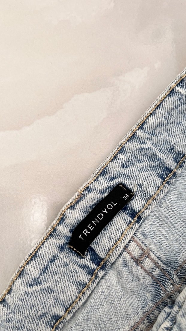 HİÇ GİYİLMEMİŞ TRENDYOL ŞORT - Görsel 3