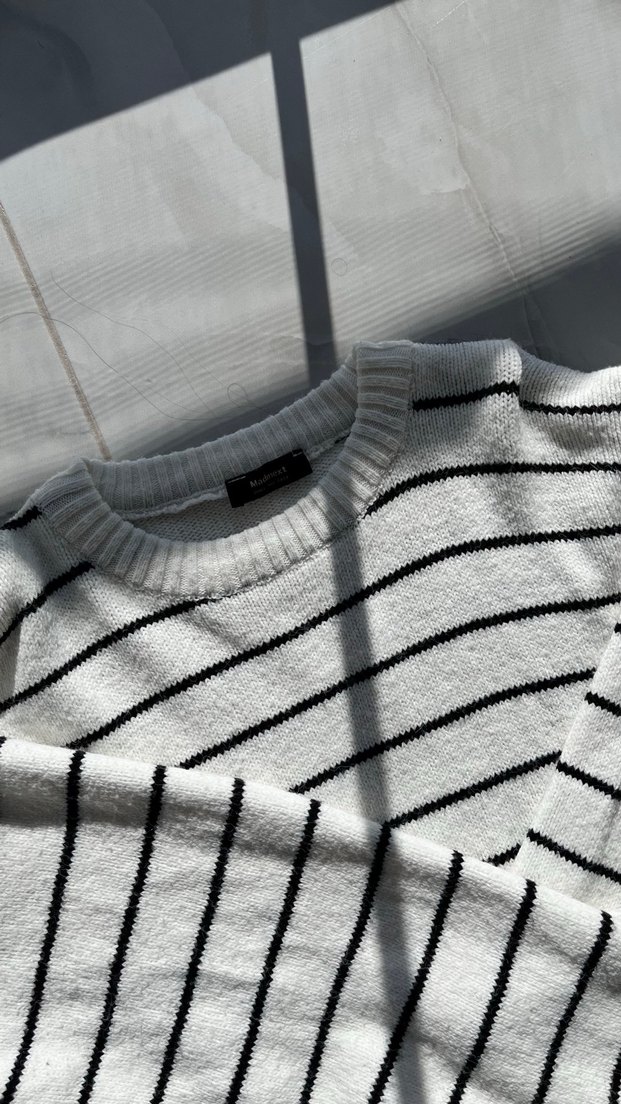 Gri Çizgili Kadın Triko Kazak - Görsel 2