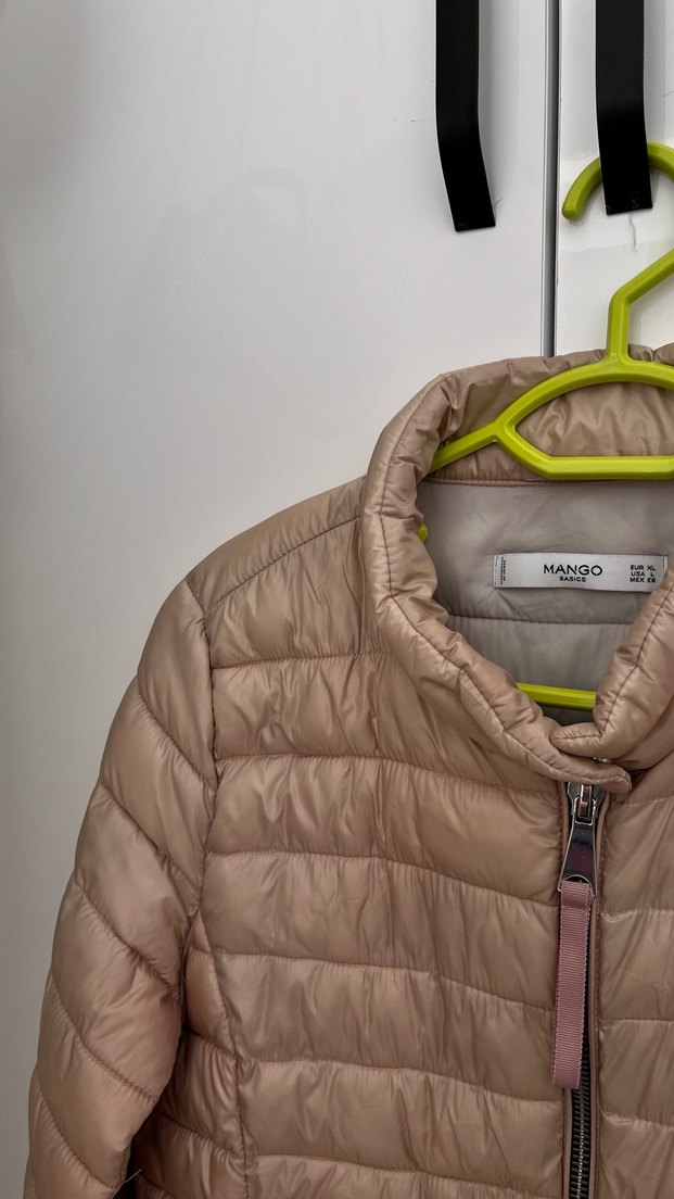 Bej Kadın Kısa Dolgulu Mont - Görsel 4