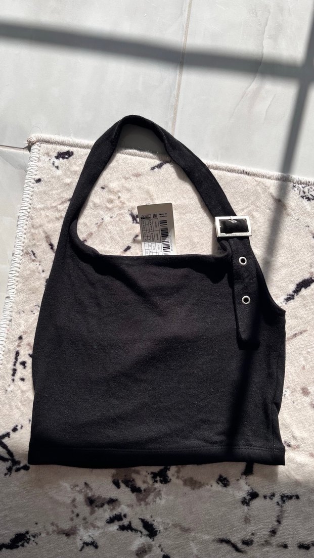 ETİKETLİ TRENDYOLDAN ALINMIŞ CROP - Görsel 2