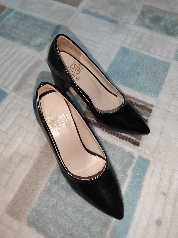 Siyah Rugan Kadın Topuklu - Görsel 4