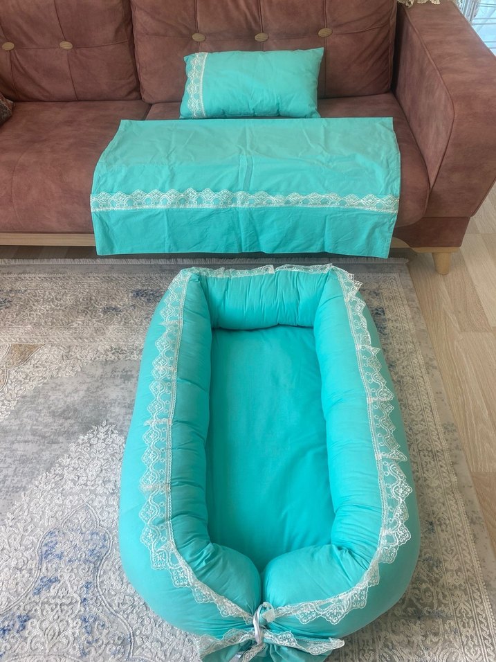 Turkuaz Bebek Yatağı Dantelli - Görsel 4