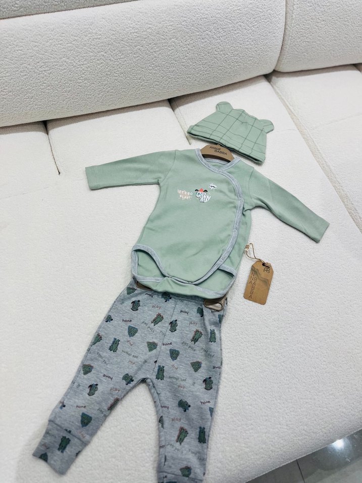 Gri Baskılı Pamuklu Erkek Bebek Takımı - Görsel 3