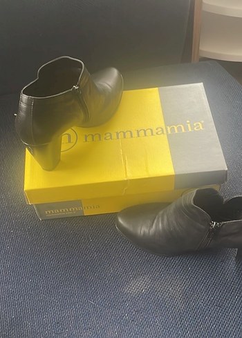 Siyah Kadın Topuklu Bot - Görsel 3