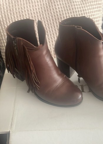 Kahverengi Püsküllü hafif  Topuklu Deri Bot - Görsel 4