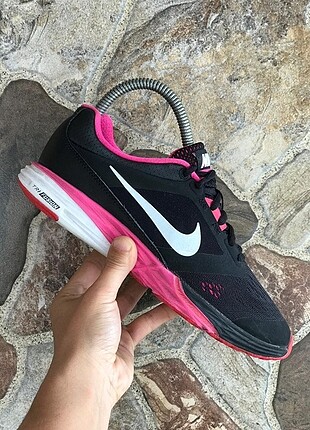 36,5 Beden Nike spor