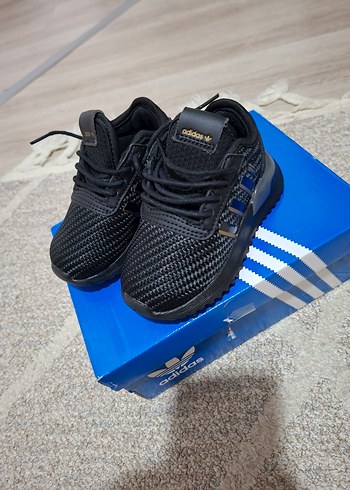 Adidas 21