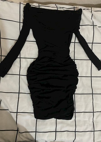 Uzun Drapeli Siyah Kadın Gece Elbisesi - Görsel 2