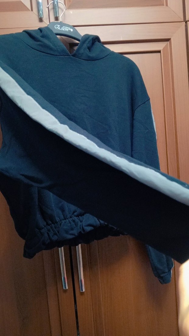 Siyah Kapüşonlu Cep Fermuarlı Sweatshirt - Görsel 2