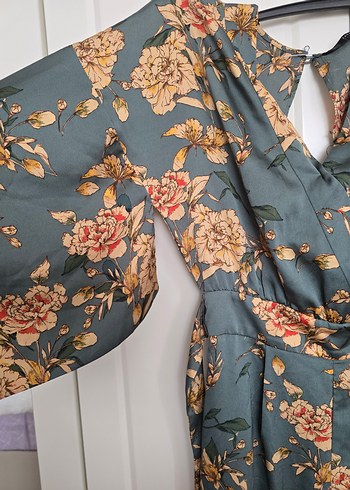 ZARA Bohem V Yaka Uzun Çiçekli Kimono - Görsel 5