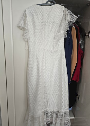 Beyaz Drapeli V Yakalı Uzun Elbise - Görsel 3