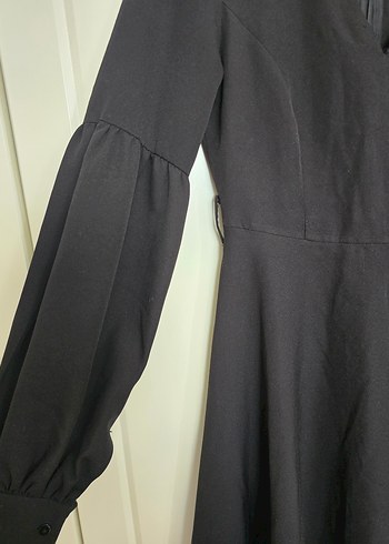 Siyah V Yakalı Uzun Kollu Midi Elbise - Görsel 4