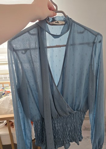 Adil ışık V Yaka Drapeli Mavi Uzun Kollu Bluz - Görsel 4