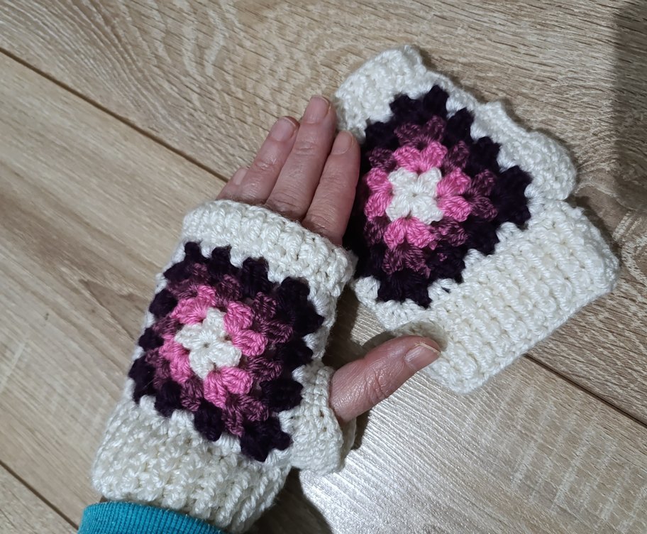 Renkli Bohem Örgü Kadın Eldiveni - Görsel 2