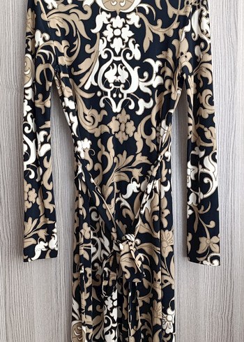 düğme Detaylı V Yaka Uzun Kollu Kadın Elbise - Görsel 3