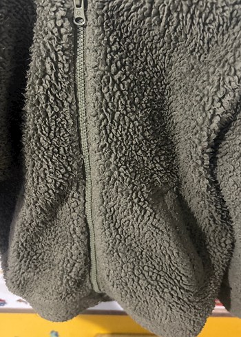 Erkek Çocuk yeşil Kürklü Kapüşonlu Mont - Görsel 4