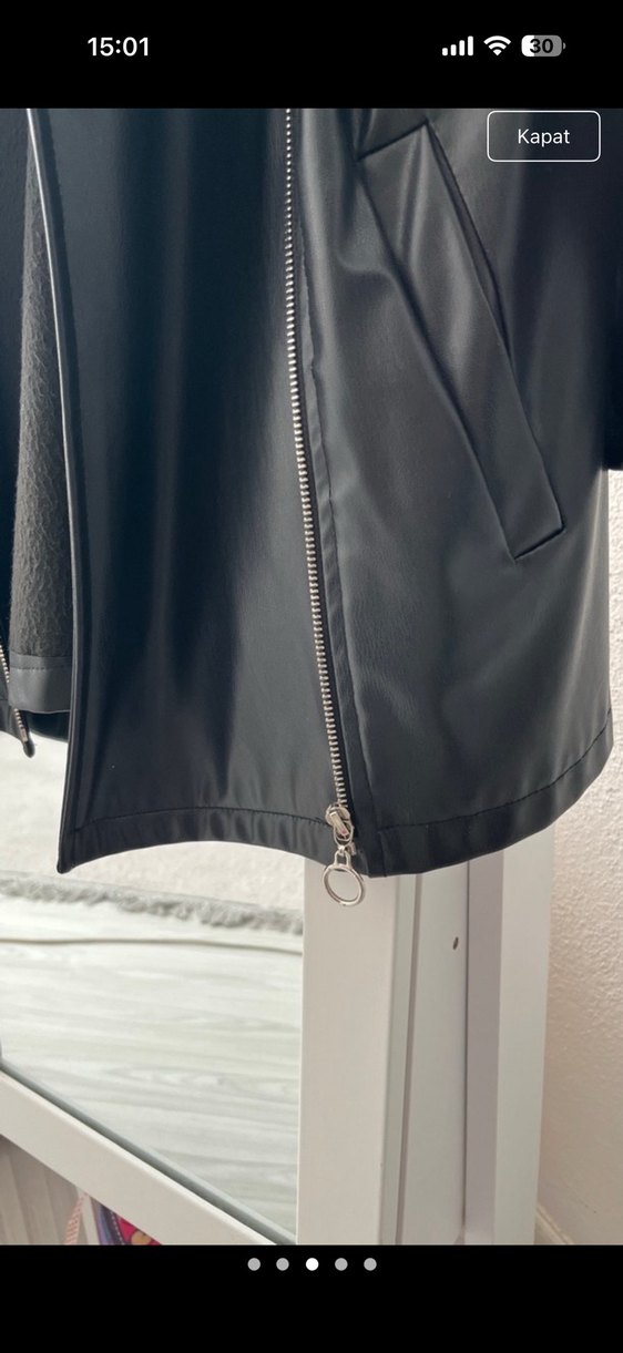 Siyah Uzun Deri Gotik Ceket - Görsel 3