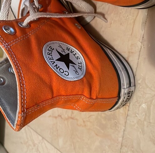 37,5 Beden turuncu Renk converse ayakkabı