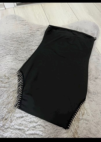 Kürk Detaylı Siyah Straplez Kadın Midi Elbise - Görsel 2