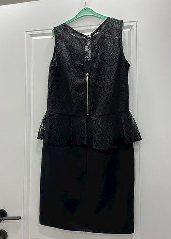 Siyah Dantel Detaylı Midi Elbise - Görsel 4