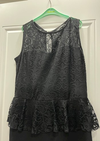 Siyah Dantel Detaylı Midi Elbise - Görsel 2