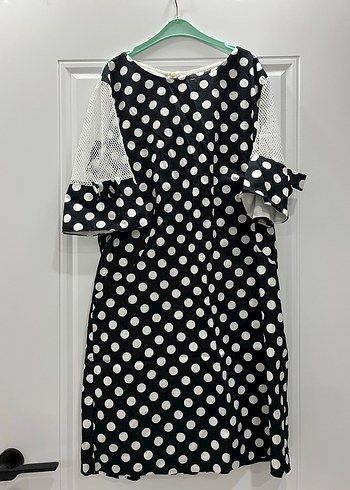 Uzun Kollu Puantiyeli Dantel Detaylı Elbise - Görsel 2