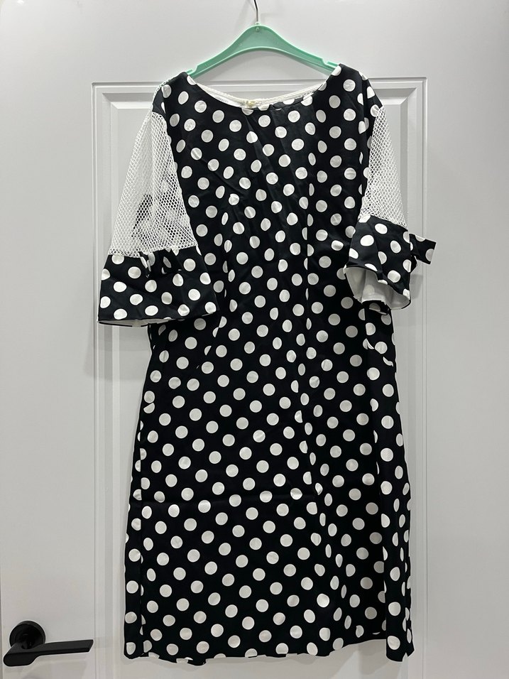 Uzun Kollu Puantiyeli Dantel Detaylı Elbise - Görsel 2