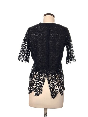 s Beden Zara Bluz %70 İndirimli.