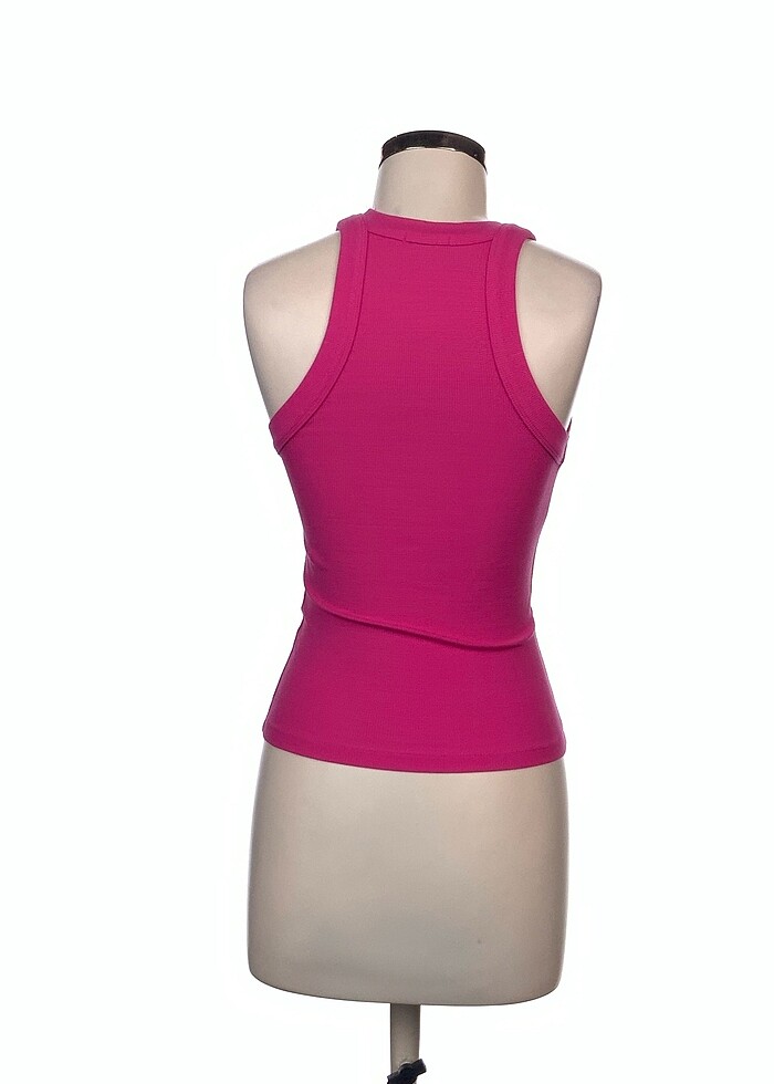 Stradivarius T-shirt %70 İndirimli. - Görsel 3