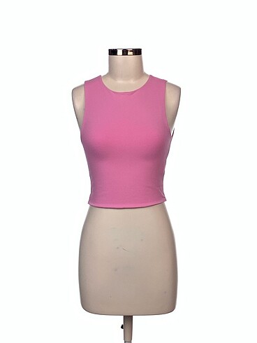 Stradivarius T-shirt %70 İndirimli.