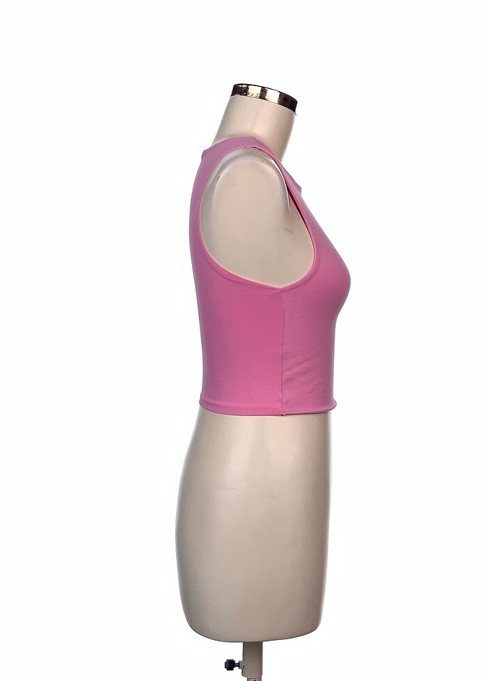 Stradivarius T-shirt %70 İndirimli. - Görsel 2