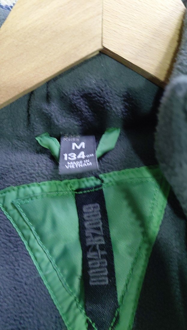 Yeşil Fermuarlı Erkek Çocuk Yeleği - Görsel 2