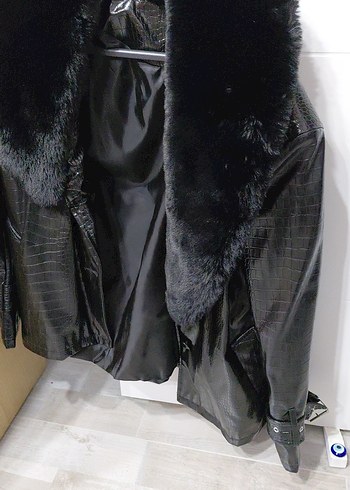 Kürklü Siyah Deri Kadın Ceket - Görsel 2