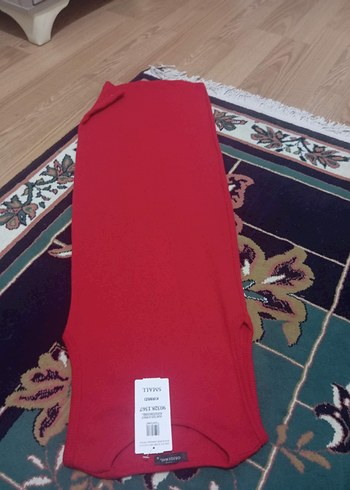 Kırmızı sıfır kol diz hizasında elbise sıfır - Görsel 4