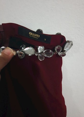 Bordo Parlak Yüksek Yakalı uzun Elbise - Görsel 4