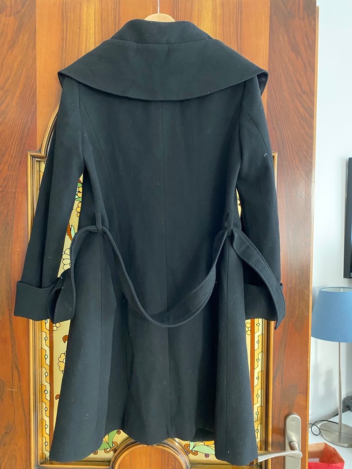 Siyah Kışlık Kadın Kaban - Görsel 2