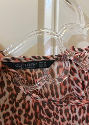 Düğmeli Leopar Desenli Kadın Bluz - Görsel 4