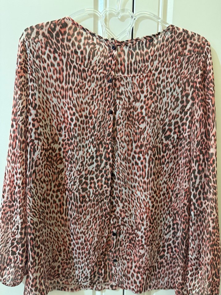 Düğmeli Leopar Desenli Kadın Bluz - Görsel 2