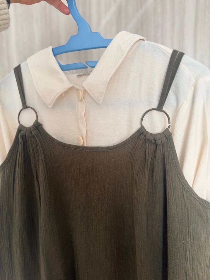Haki Keten Askılı Bluzu - Görsel 5