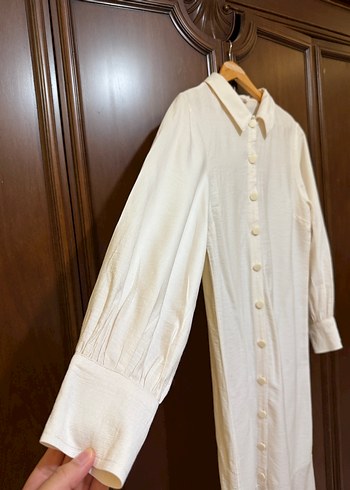 Düğmeli Beyaz Uzun Viscon Elbise - Görsel 5