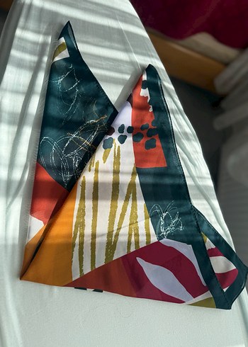 Çok Renkli Kadın Fular - Görsel 3