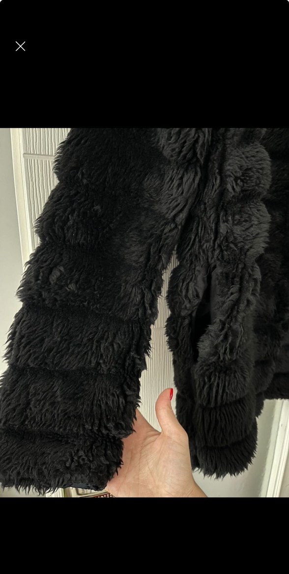 Siyah Kürk Detaylı Rahat Kesim Kadın Mont - Görsel 3