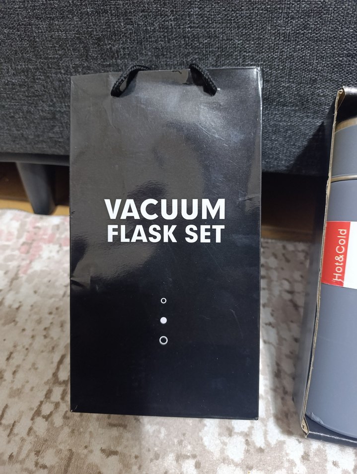 Gri Termos ve üçlü Bardak Seti - Görsel 2