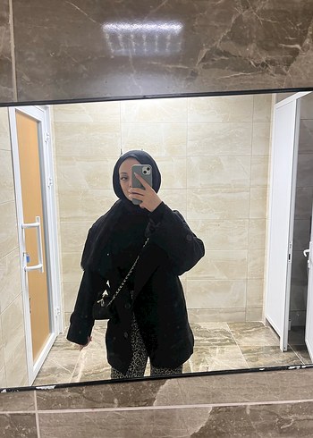 Beden Siyah Yün Kadın kaban