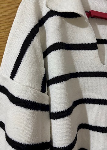 Çizgili siyah Beyaz Triko Kadın Kazak - Görsel 2