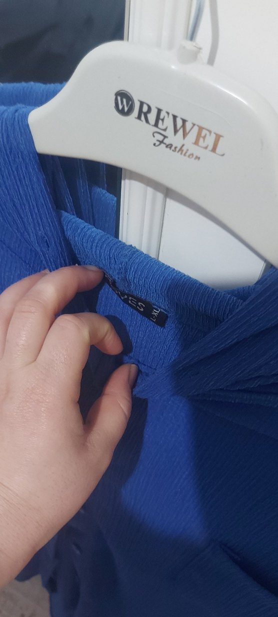 Mavi V Yaka Düğmeli Kadın Gömlek - Görsel 4