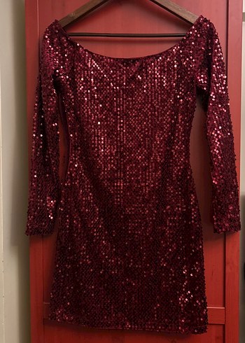 Kırmızı Pullu Uzun Kollu Midi Abiye Elbise - Görsel 4