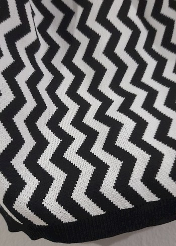 Kadın Siyah Beyaz Zebra Desenli Düğmeli Yelek - Görsel 3